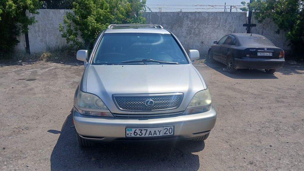 Продам Лексус Рх300