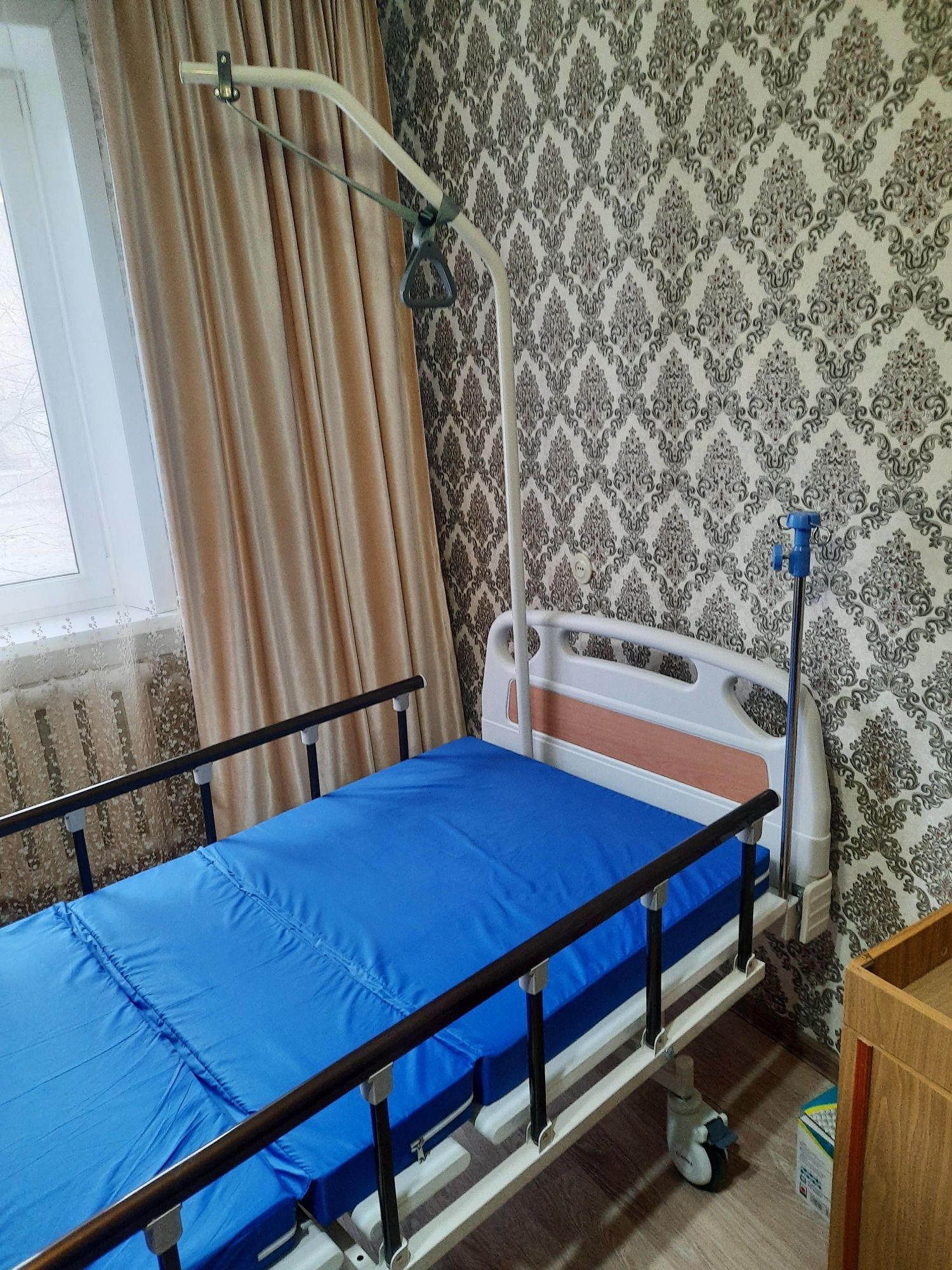 Продам кровать для лежачих больных!