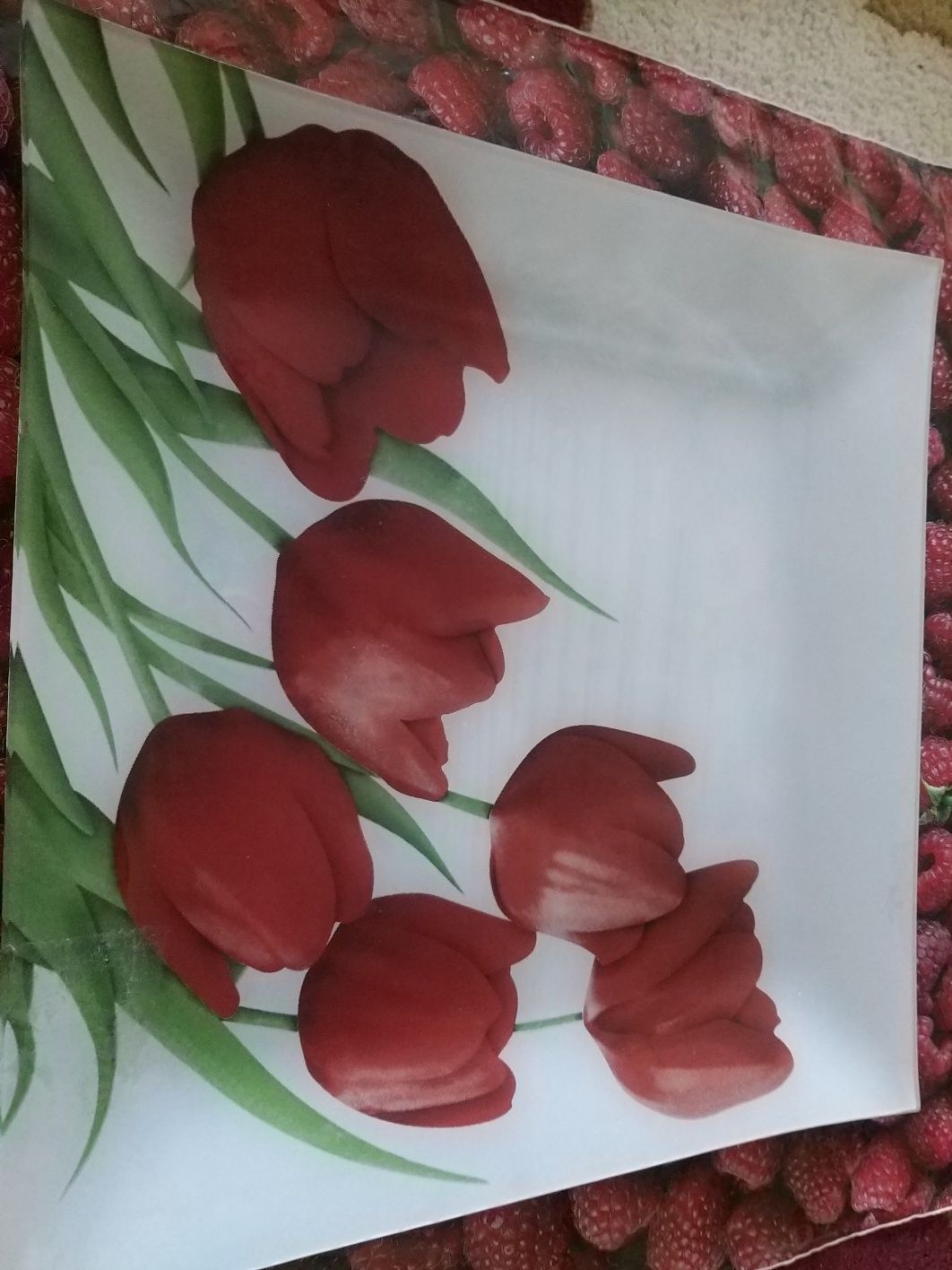 Тортница из закаленного стекла.
