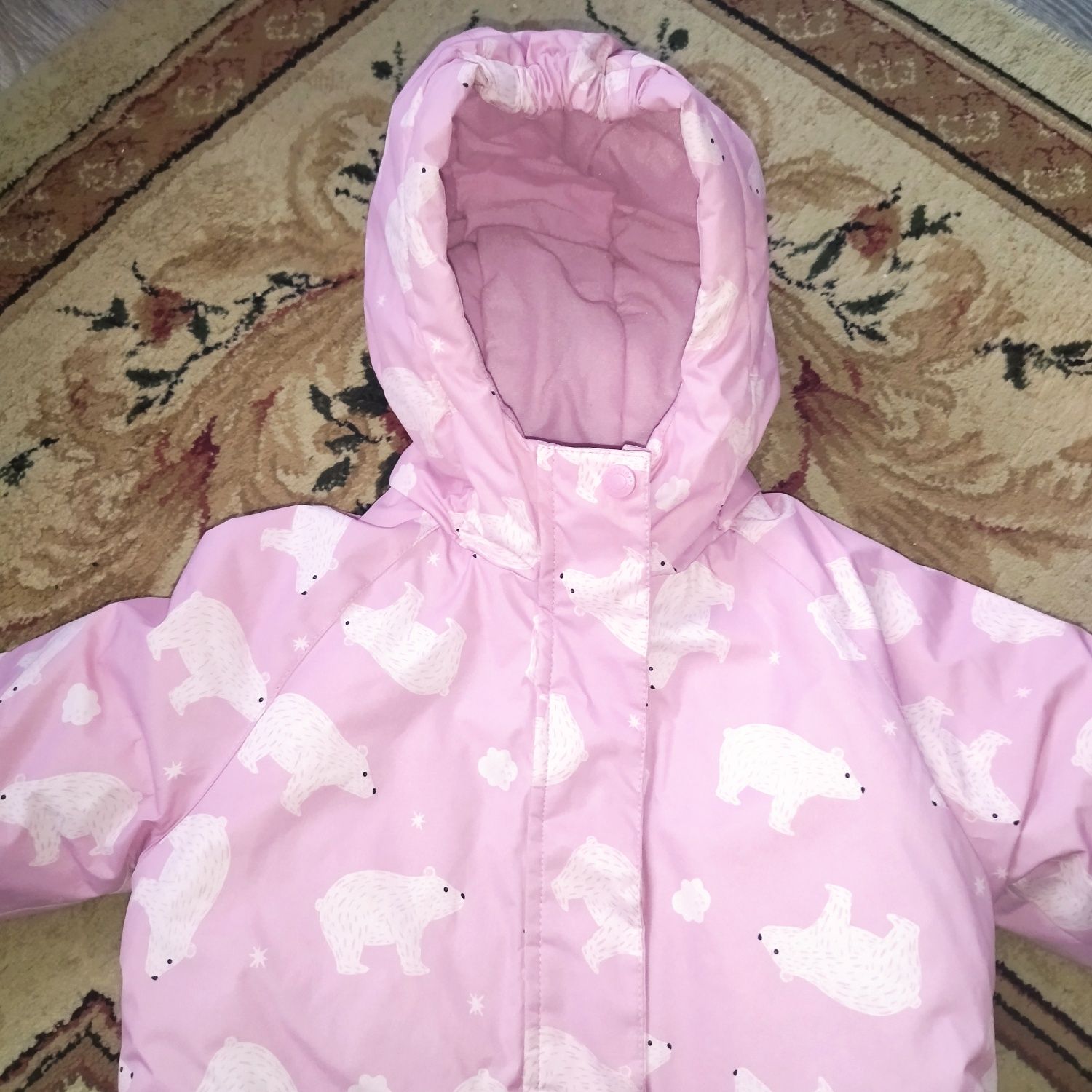 Продам костюм холодная осень, весна