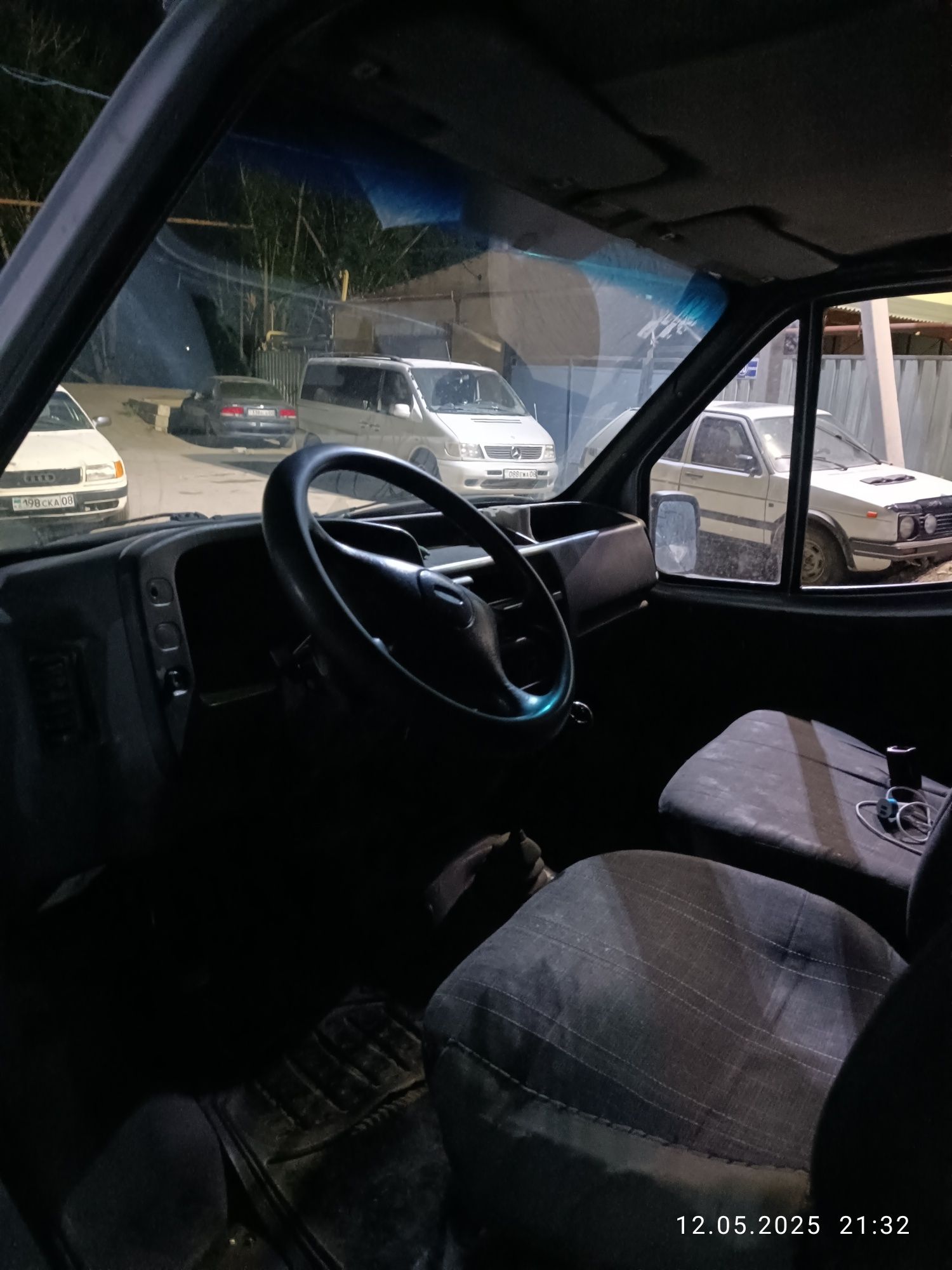 Ford transit  полугрузовик