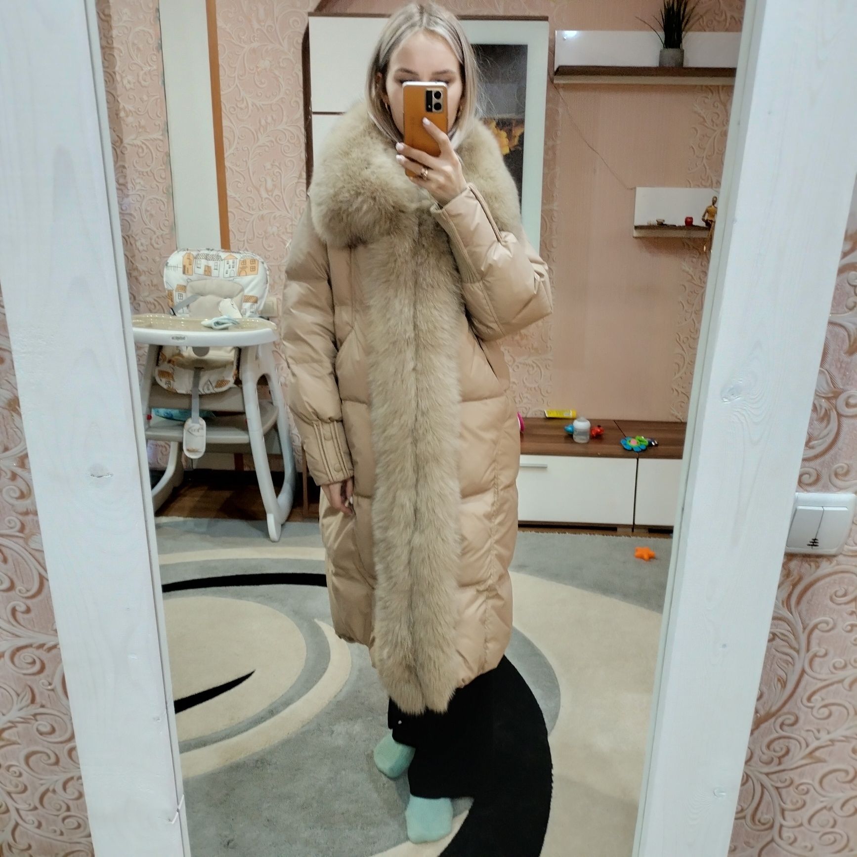Продам зимнюю  куртку