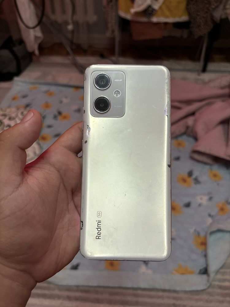 продам телефон redmi note 12