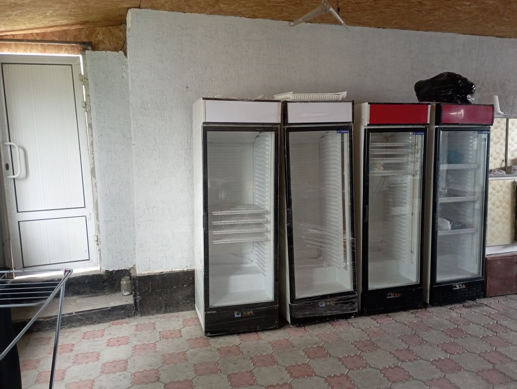 Холодильник промышленный