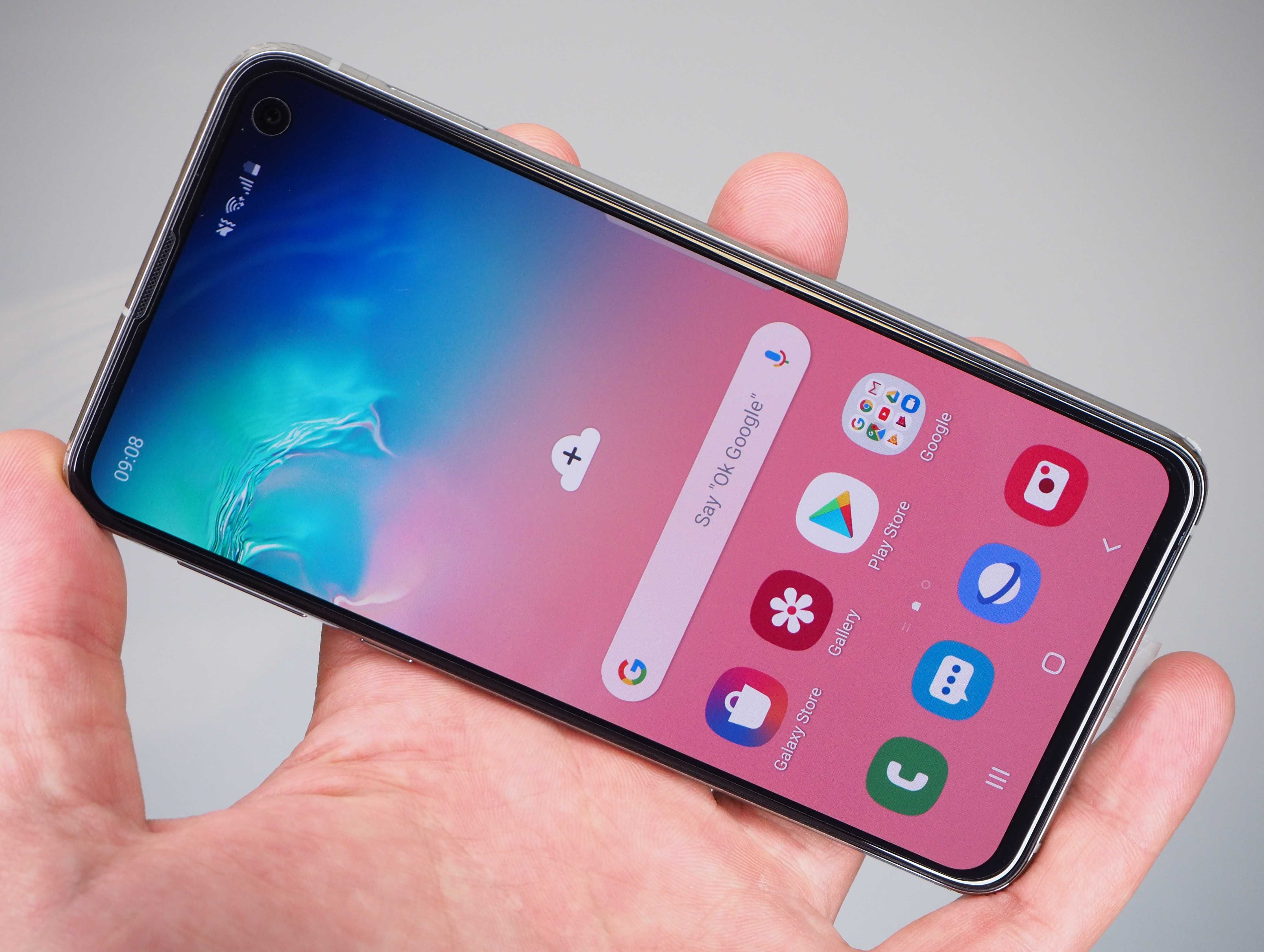samsung s10e, самсунг с10е, беспроводные наушники buds и часы