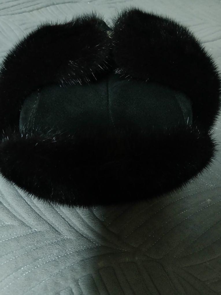 Продам мужскую шапку