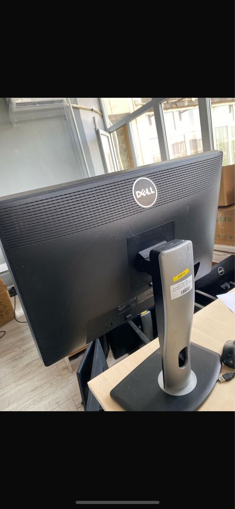 Продам монитор DELL