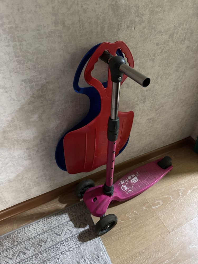 Продам ванночку,самокат и камаз игрушка новая