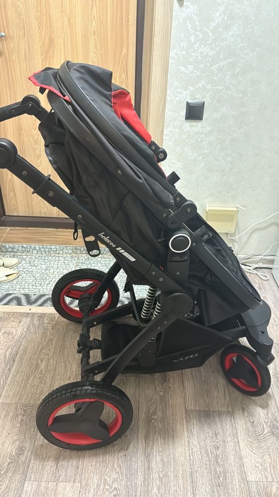 Продаю коляску 3 в 1 Belecoo X6 (чёрно-красная)