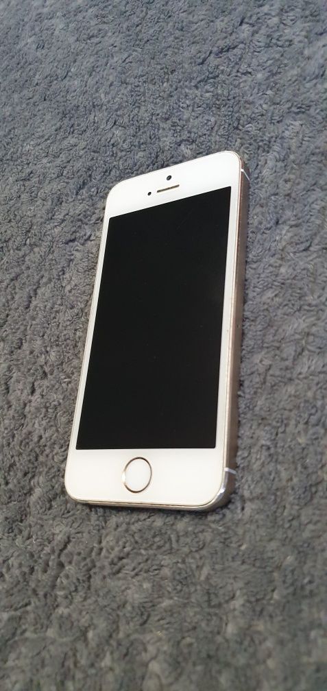 Смартфон Apple iPhone 5S 16GB LTE Gold (A1457)