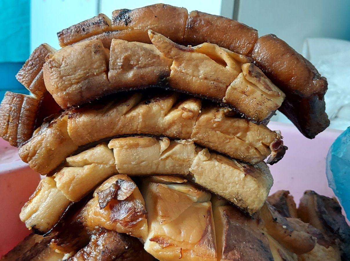Сало капченое домашние,есть с перцем капченое!