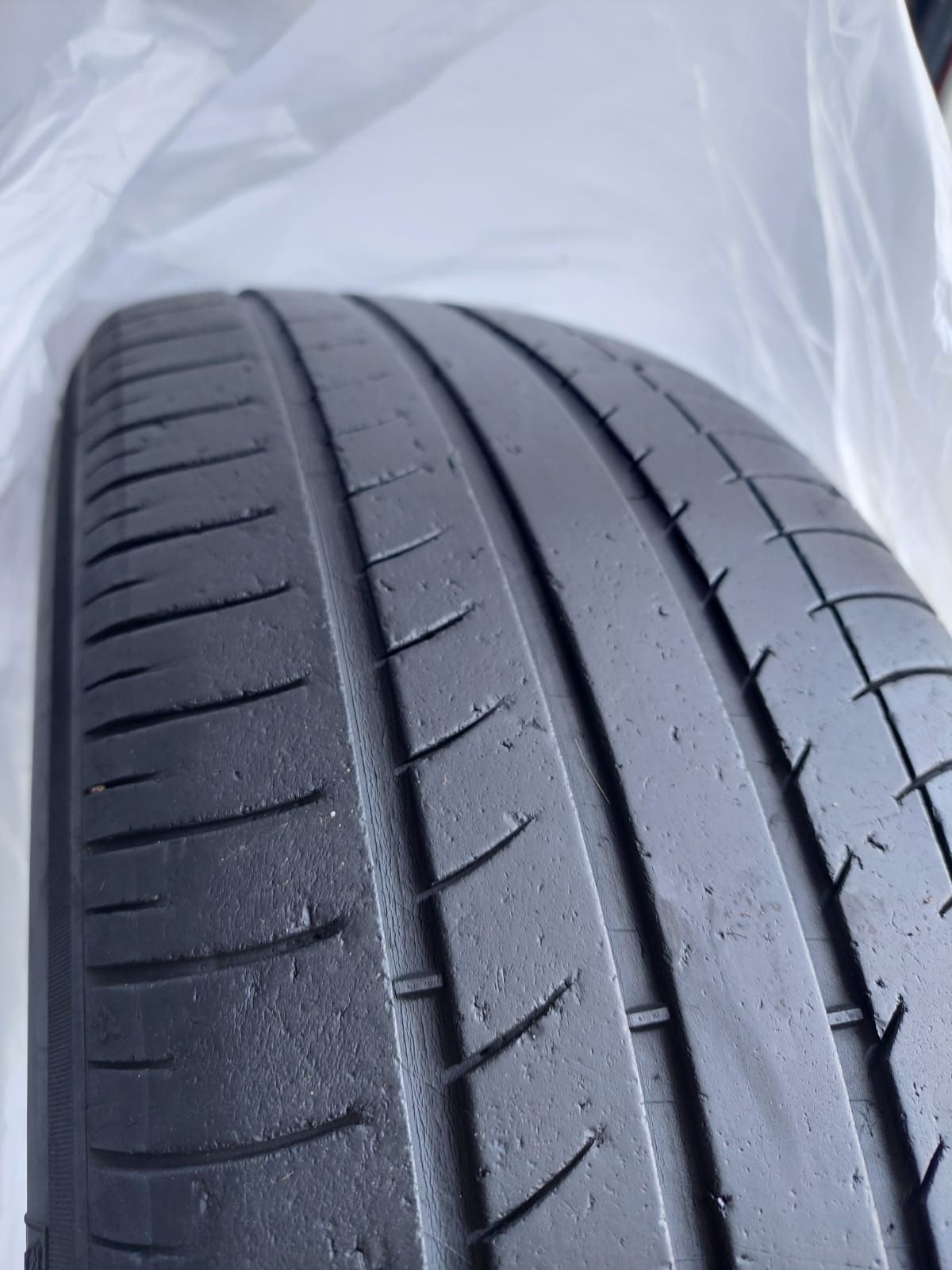 Продам шины Michelin