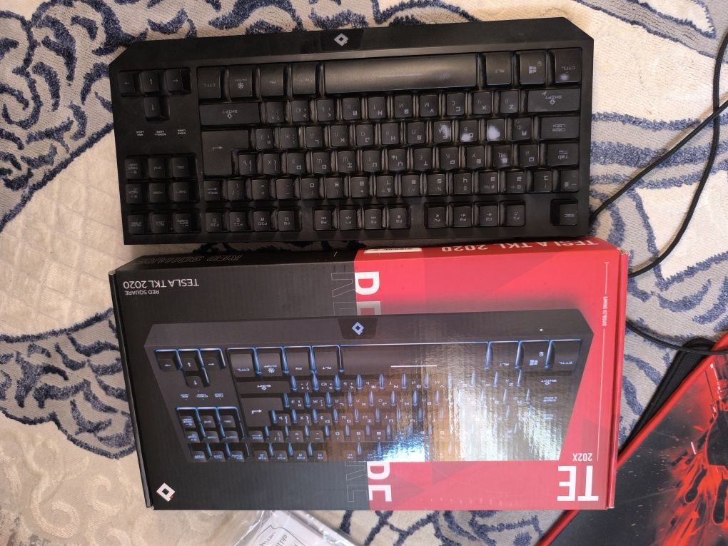 Red Square Tesla TKL RGB 2020