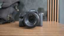 Продаю Sony A7 III, объектив Sony 50 мм.