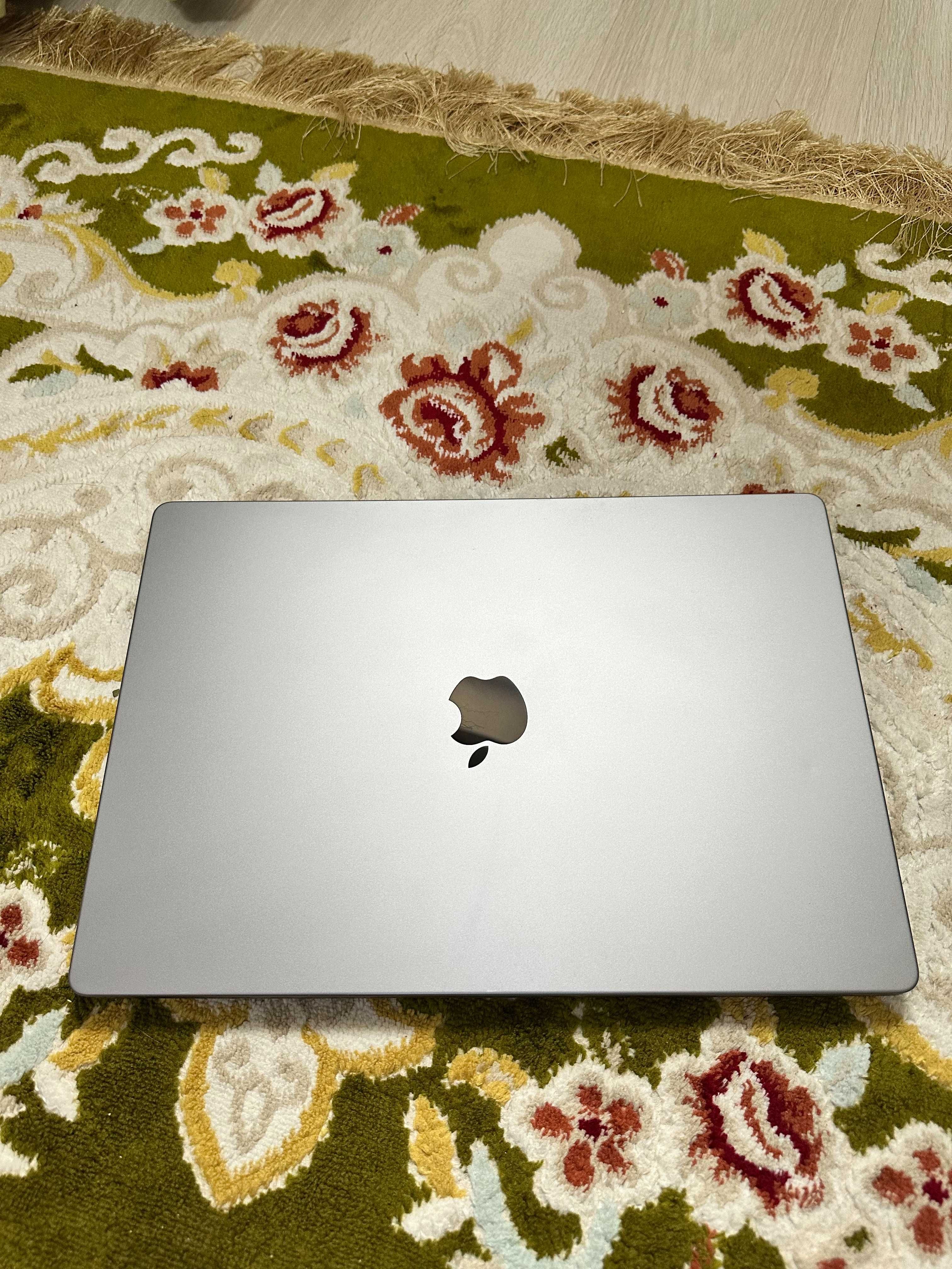 MacBook Pro 16 M1 Pro 16 GB RAM 1 TB SSD