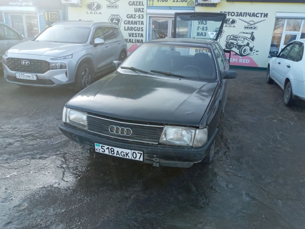 Audi 100 сатылады