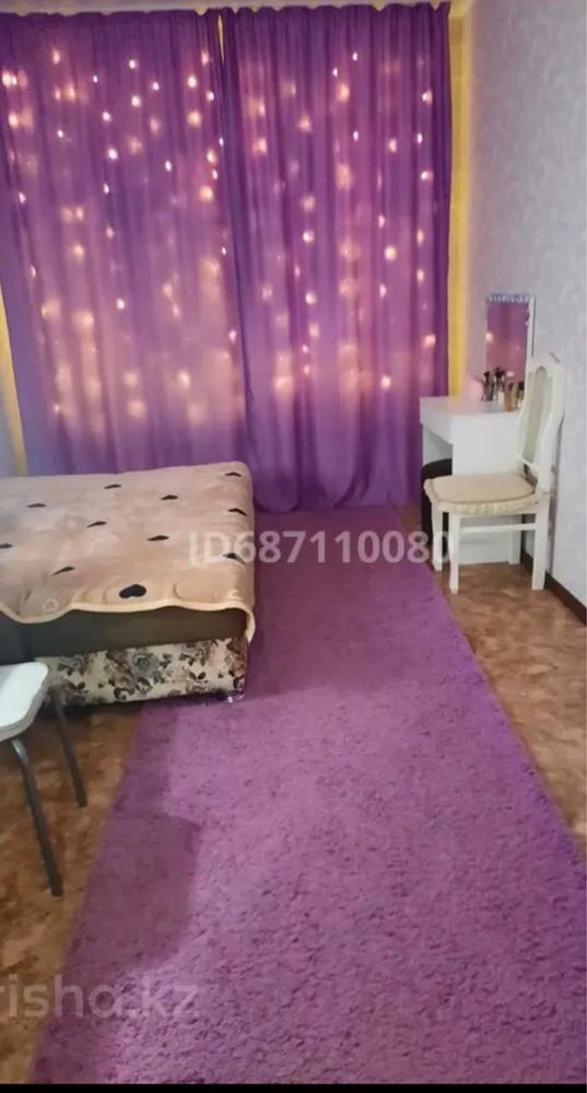 Продам Стиралку,шкаф,2 ковра,диван большой