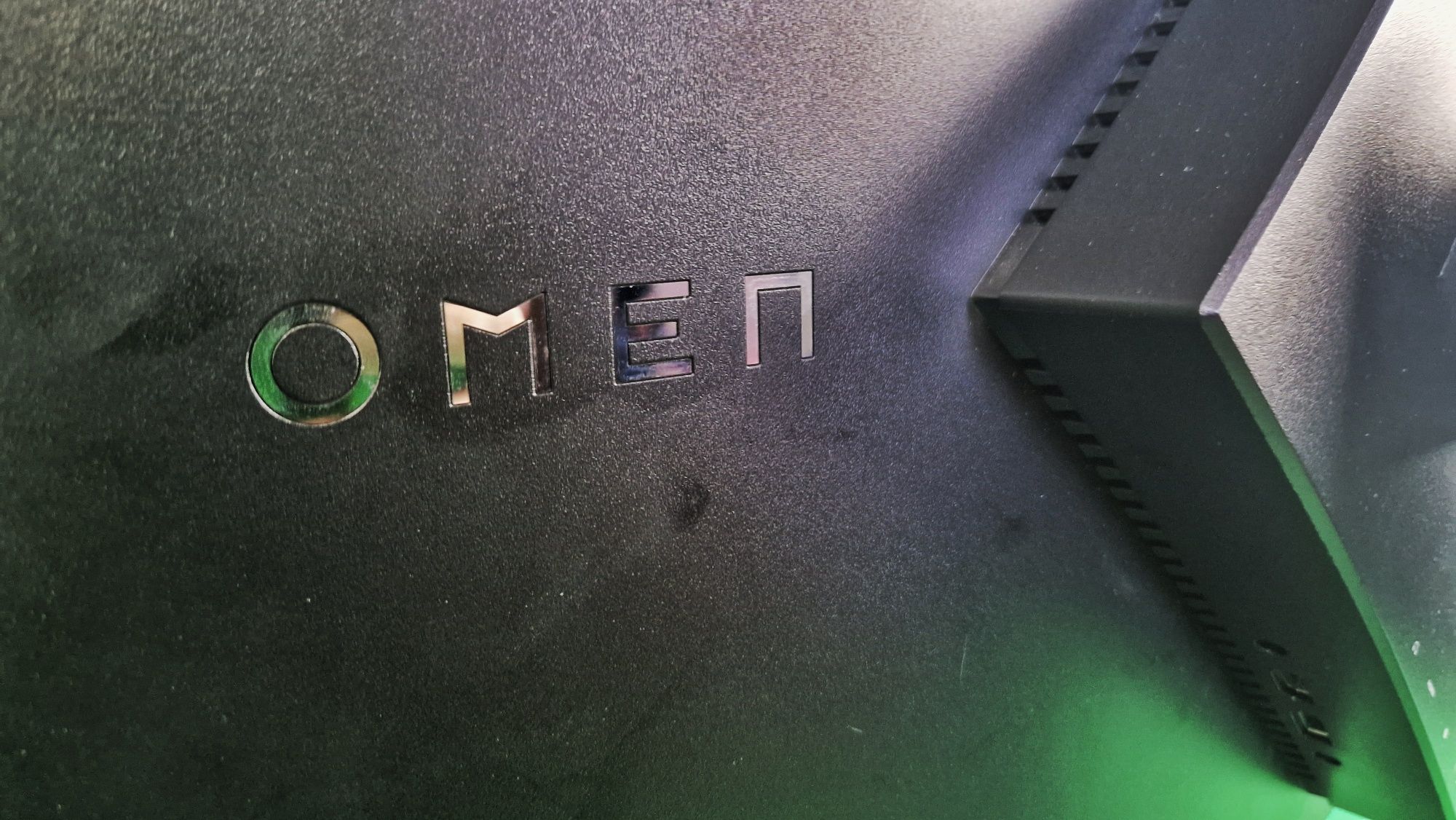 Монитор HP OMEN 27C