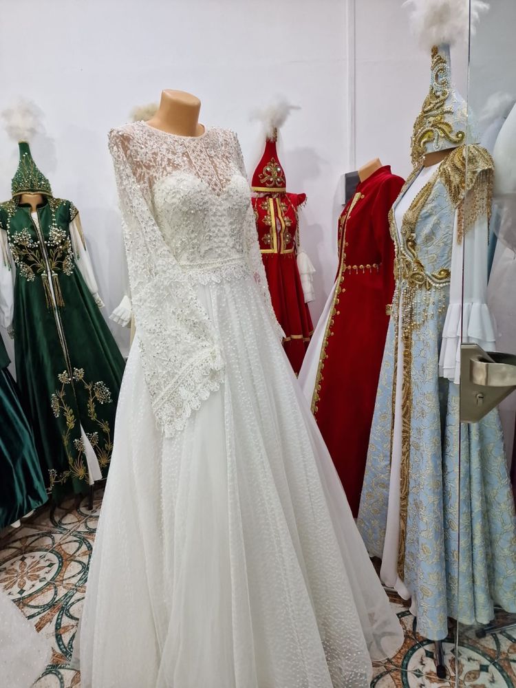 Свадебное платье