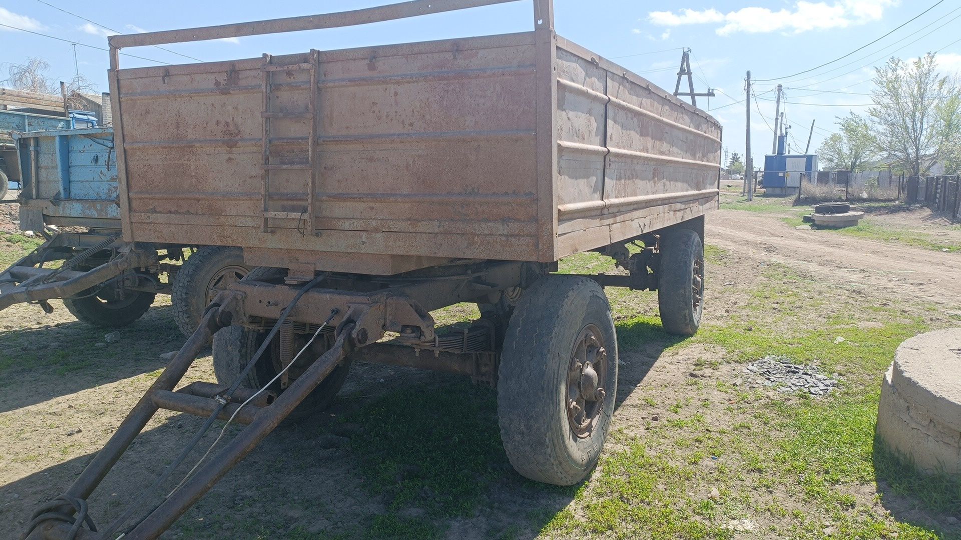 Продам односкатный прицеп на камаз