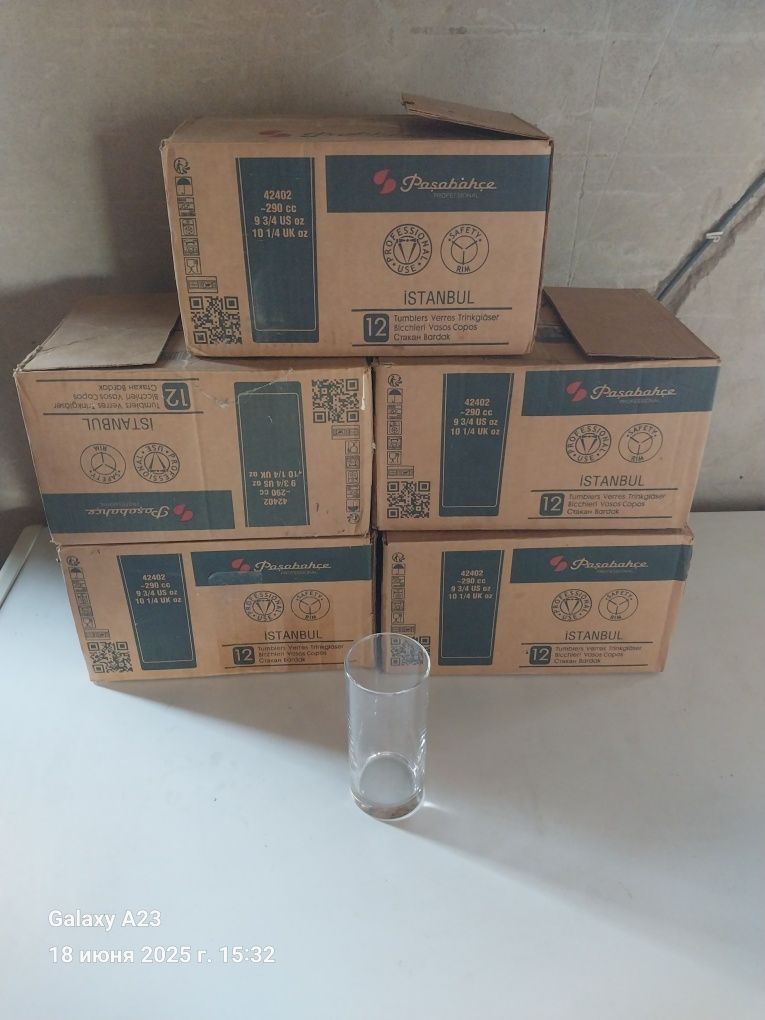 Продаю белые посуды