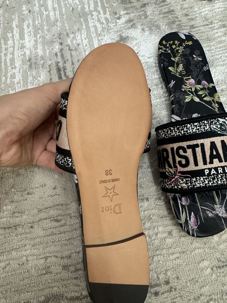 Тапочки Christian Dior