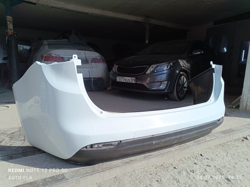 Задний бампер Kia Ceed