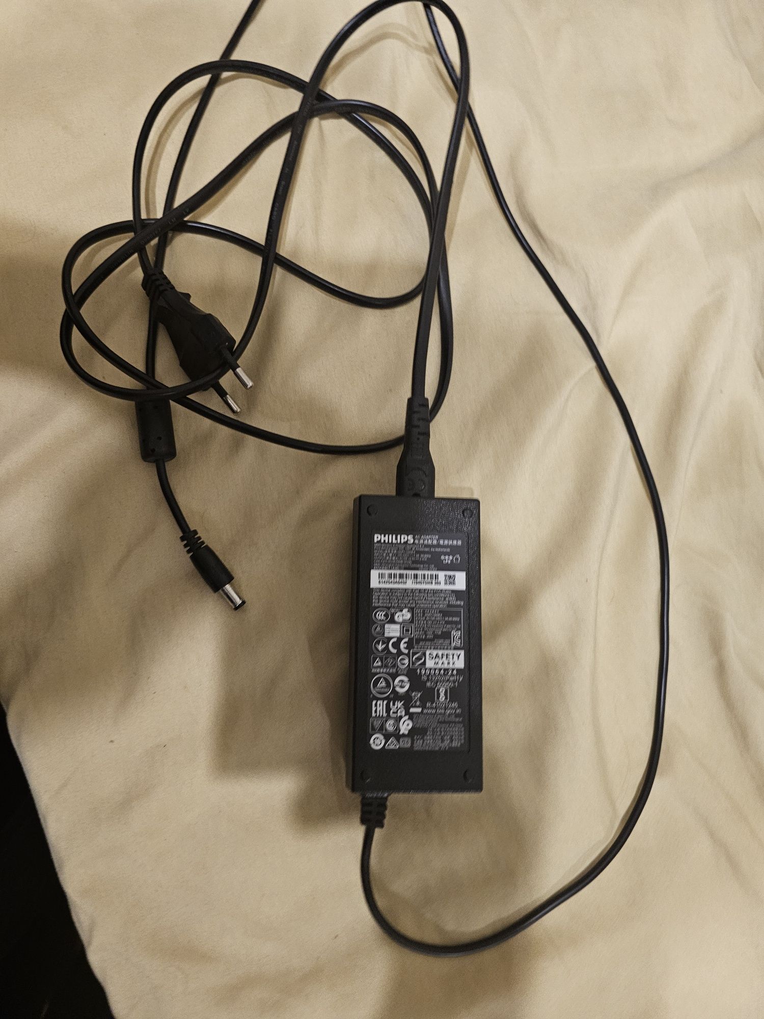 Монитор Philips 245E1S