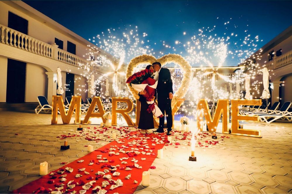 Предложение руки и сердца Marry me Happy birthday