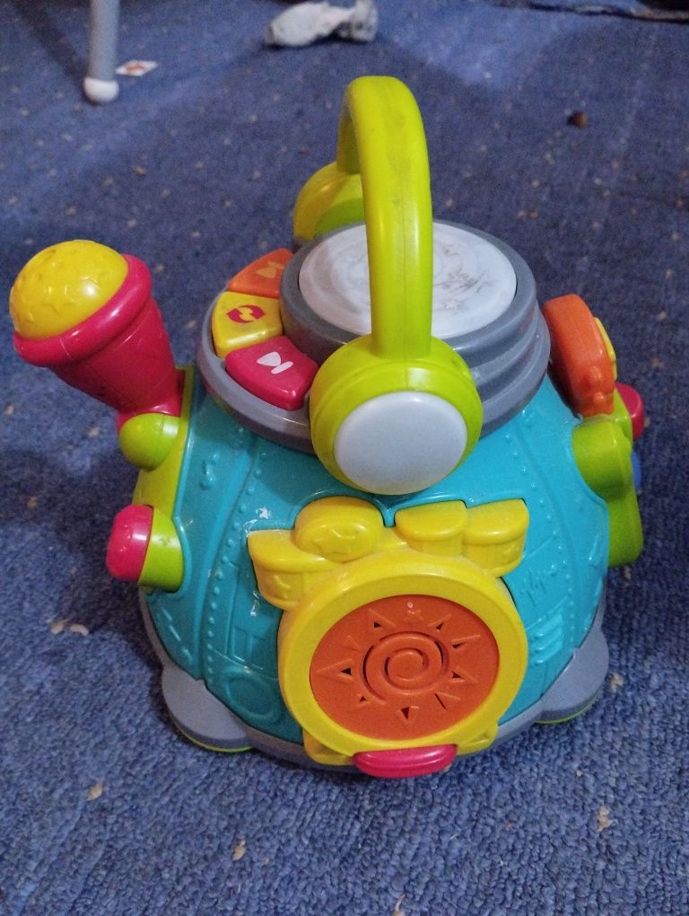 Развивающие игрушки