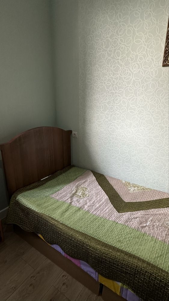 Мебель для спальный + шкаф в подарок