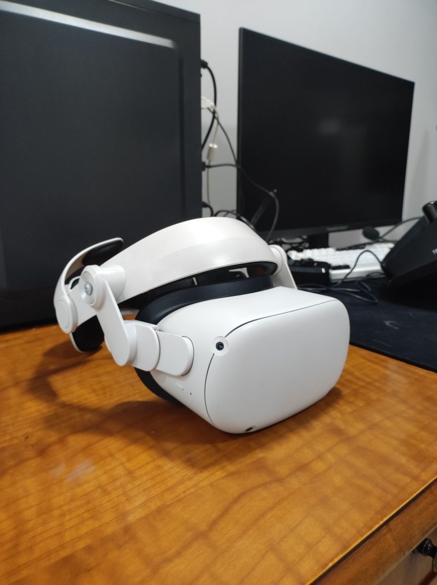 Oculus Quest 2, Шлем виртуальной реальности