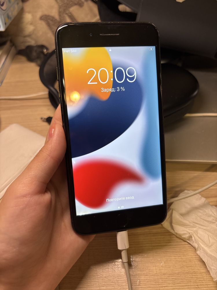 Iphone 8 plus хорошее состояние