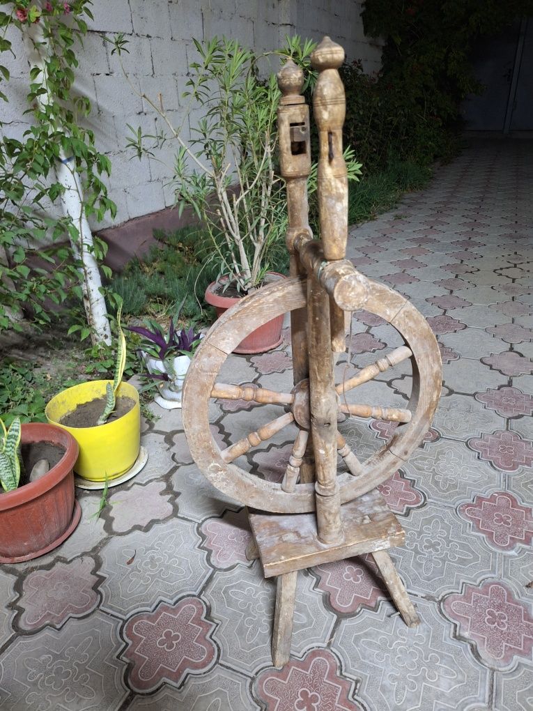 Прялка старинная СССР