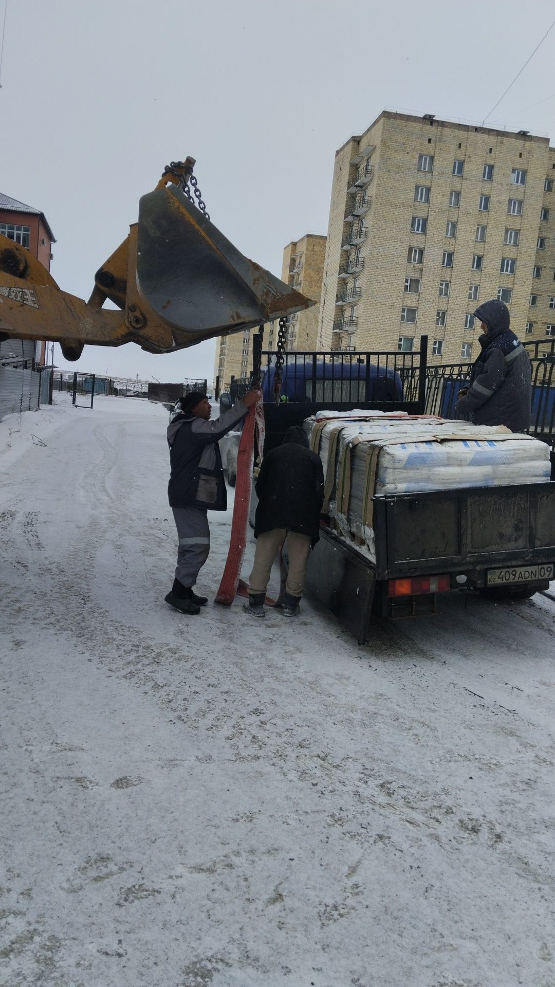 Продам песок и цемент