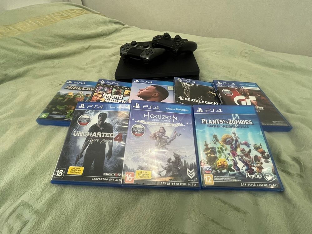 Playstetion 4 slim