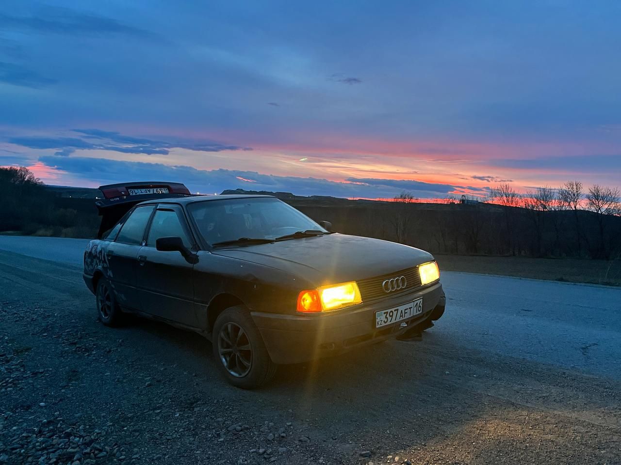 Продам Ауди80 б3