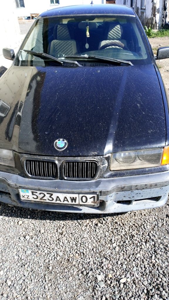 Продам машину бмв е 36