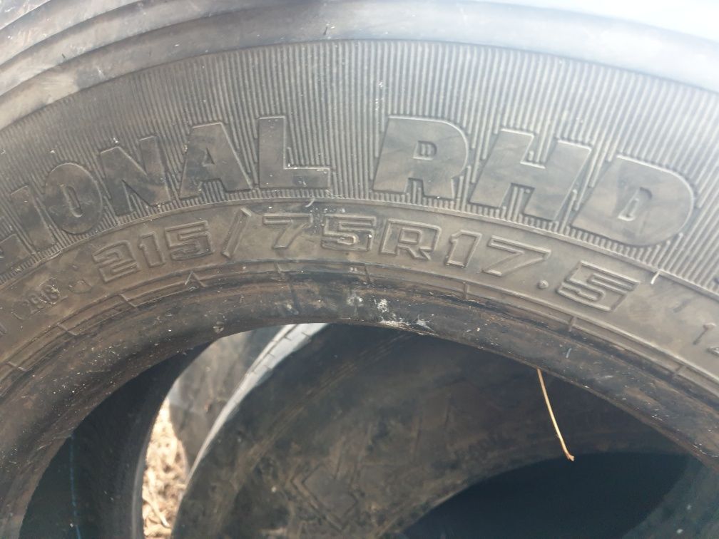 Шины на тралл 215/75 R17.5