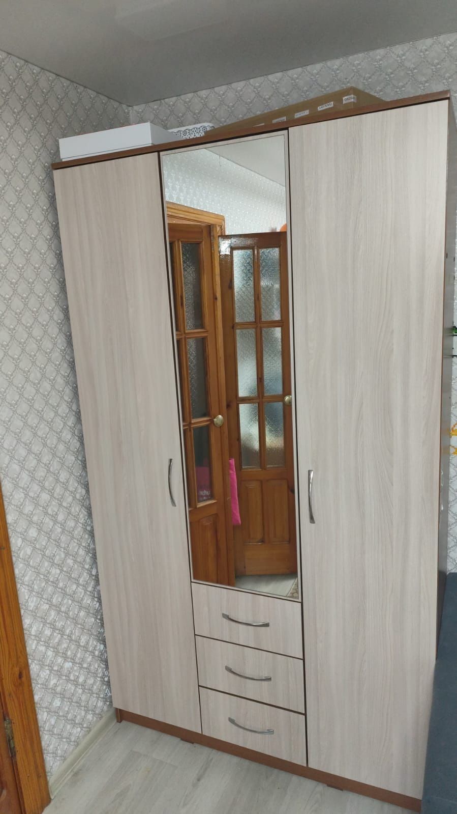 Продам шкаф в хорошем состоянии