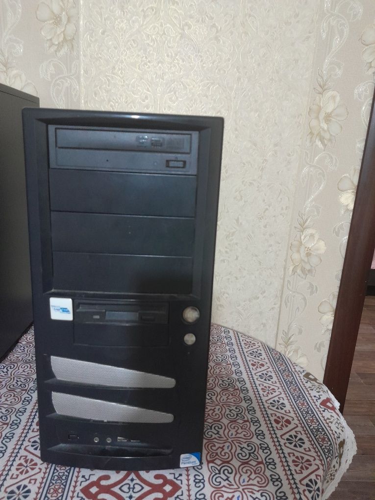 Комплект Компютера