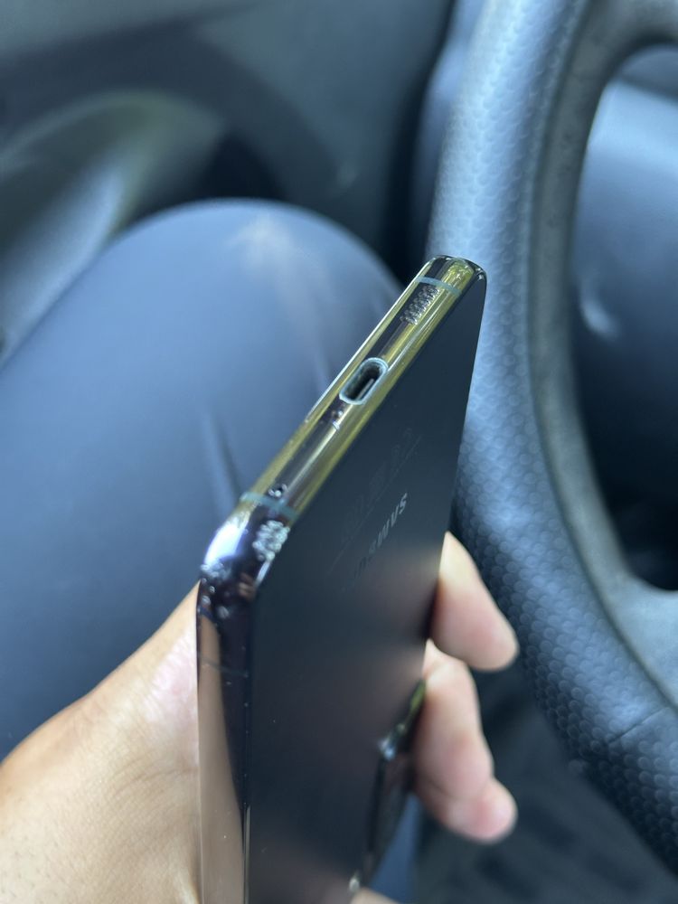 Samsung s22 plus +
