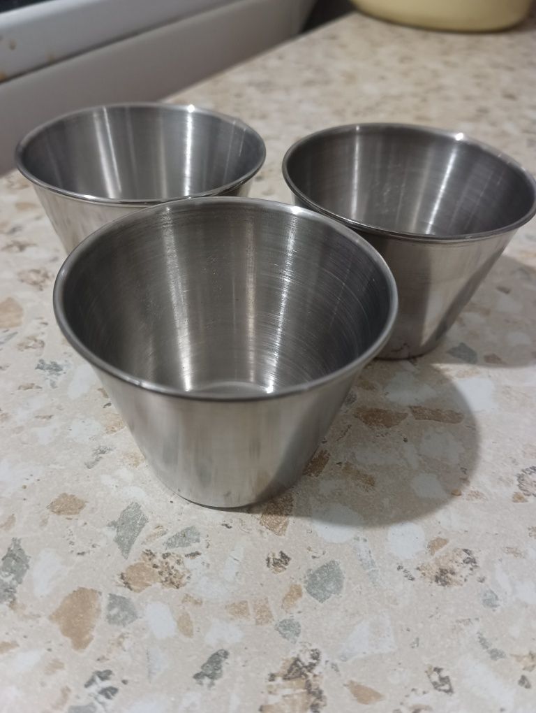 Соусница из пищевой нерж стали.