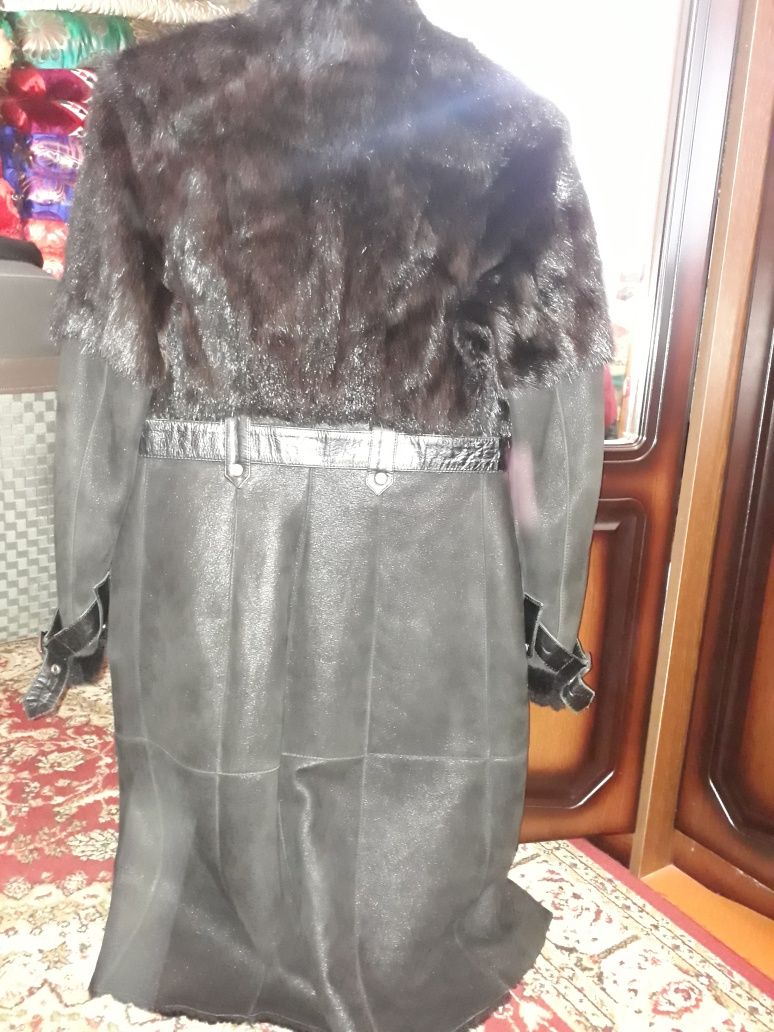 Женская дубленка