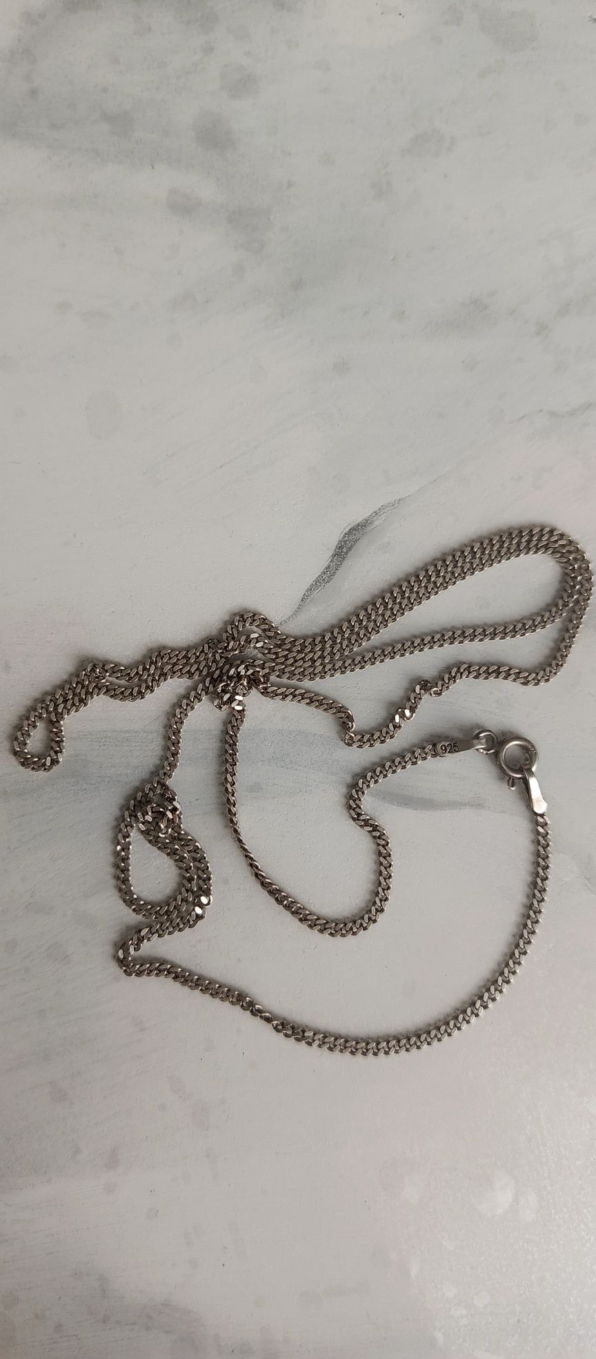 Продам серебряную цепочку.