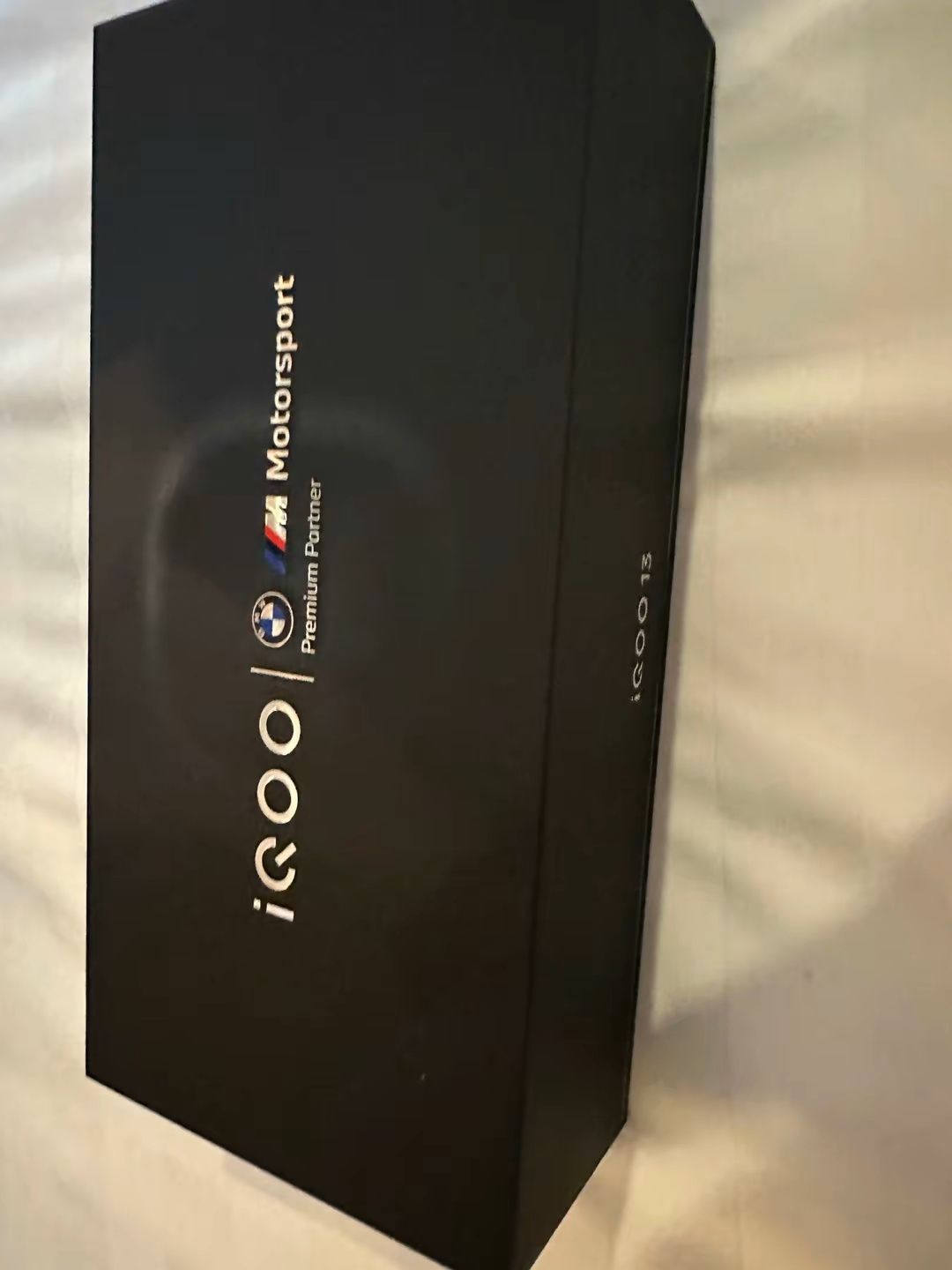 Продаю iqoo 13 16/512gb global