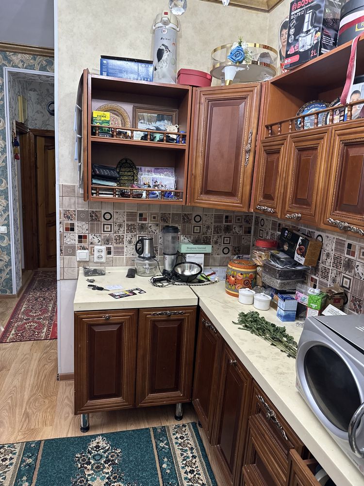 Кухонный гарнитур из дерева