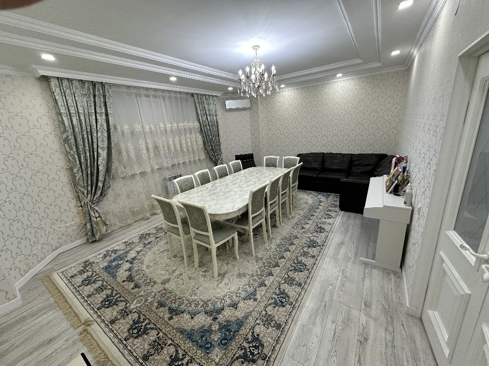 4-комнатная квартира · 126.5 м² · 2/8 этаж, Валиханова, ЖК Томирис