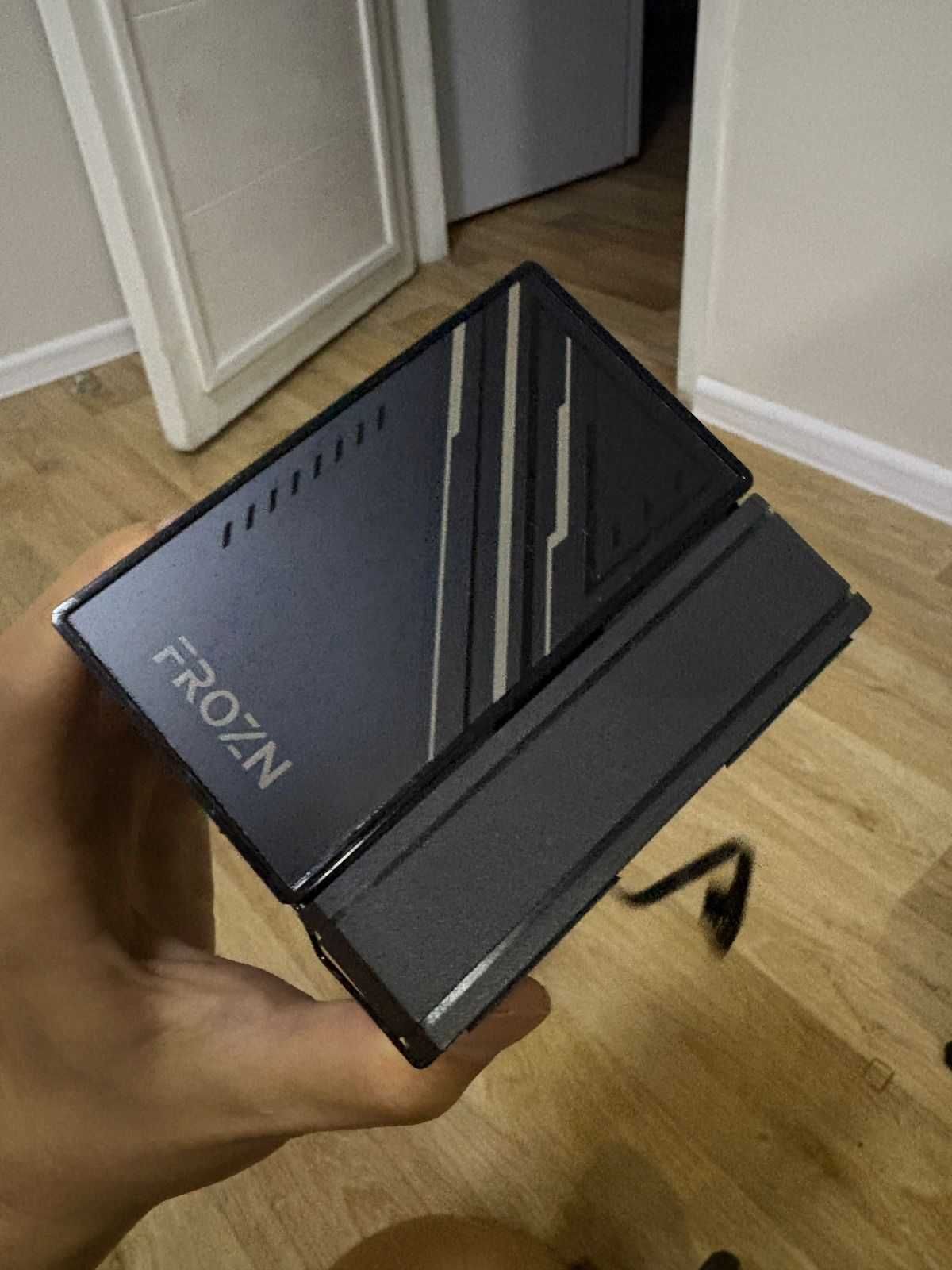 Новый кулер Id-cooling frozn a400