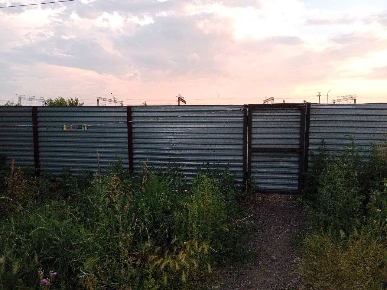 продам дом Костанай2, с большим участком